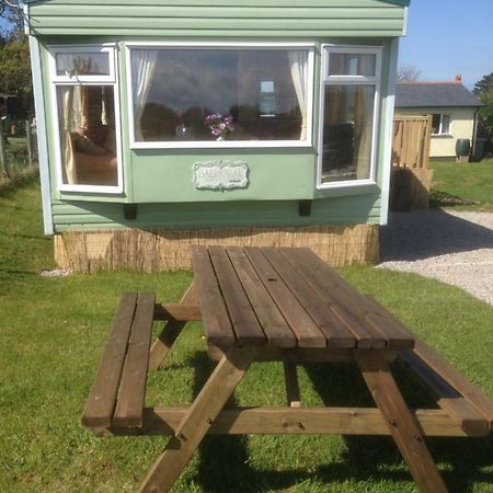 Luxury Mobile Home Near Perranporth Situated On A Quiet Farm Truro Luaran gambar