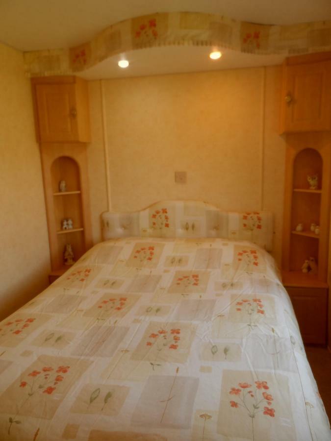 Luxury Mobile Home Near Perranporth Situated On A Quiet Farm Truro Luaran gambar